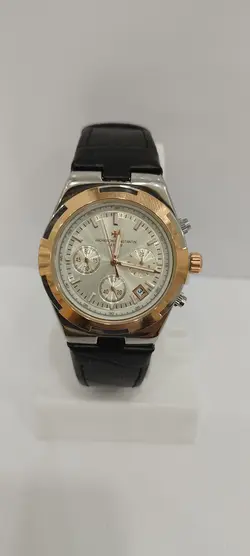 ساعت مچی پسرانه و دخترانه برند watchrom construction gener سه موتوره فعال ضد آب در حد بند چرم اصل رنگ مشکی و دور صفحه رزگلد و صفحه سفید رنگ