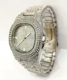 ساعت نگین دار دخترانه و پسرانه نگین کاری شده در رنگ نقره ای