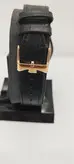 ساعت مچی مردانه و زنانه vachron Constantin geneve سه موتوره فعال ضد آب در حد بند چرم اصل رنگ مشکی دور صفحه نقره ای و رزگلد و صفحه مشکی رنگ.