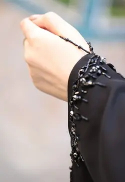 چادر مشکی جده طرح نورا جواهردوزی شده با ارسال رایگان