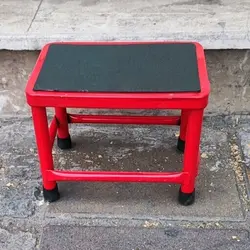 چهارپایه فلزی مدل دائمی