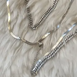 ست دستبند و گردنبند دو لاین ماری و کارتیر نقره ای رنگ ثابت