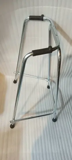واکر ثابت