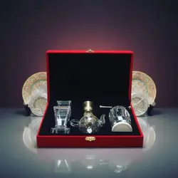 جعبه کادویی زعفران پک هدیه مدل مخمل با ظرف یک مثقال و قوری ،هاون و زعفران ساب