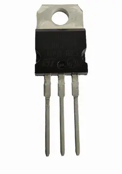رگولاتور ولتاژ کد 7805