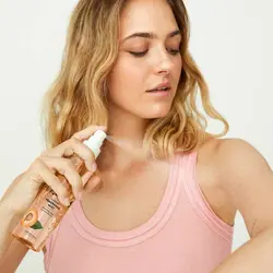 اسپری بدن معطر حاوی جو دوسر و زردآلو ارگانیک لاو نیچر اوریفلیم کد 43957