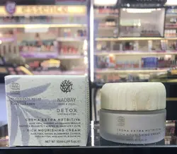 کرم نائوبی مغذی و روشن کننده پوست صورتNAOBAY DETOX RICH NOURISHINGحجم 50میل