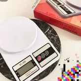 ترازو آشپزخانه ۱۰ کیلو گرمی جعبه زرد