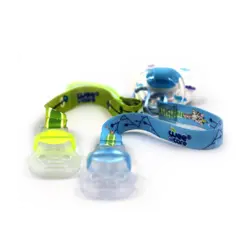 (Wee Care-A801)- زنجیر پستانک وی کر مدل پارچه ای