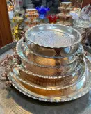 سینی دایره مسی پایه دار طرحدار گوشواره ای.سایز 4 قطر 34 سانت(یک عددی)