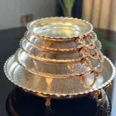 سینی دایره مسی پایه دار طرحدار گوشواره ای.سایز 4 قطر 34 سانت(یک عددی)