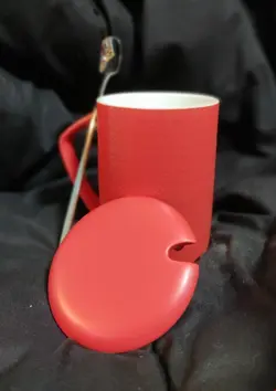 ماگ سرامیکی همراه با درب و قاشق