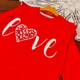 بلوز دخترونه سرشونه چین دار طرح Love کد 463
