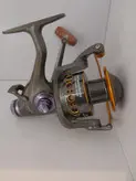 چرخ ماهیگیری یوموشی مدل MG60