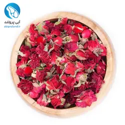 غنچه نسترن قرمز