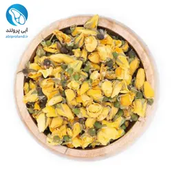 غنچه نسترن زرد