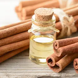 عرق دارچین  (حجم بطری 1 لیتر می باشد)