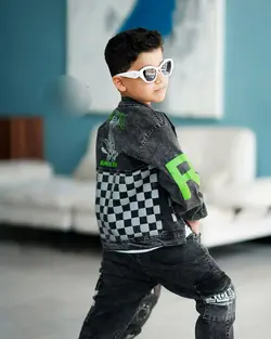 ست سه تیکه پسرانه لی گرم بالا کت شلوار و تیشرت