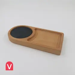 شیرینی خوری چوبی ناولی همراه با هولدر لیوان و فنجان