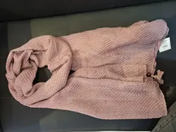 شال پفکی پلیسه کد کالا ۶۲۲۶