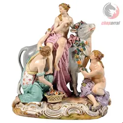 مجسمه دست ساز دکوری چینی آنتیک قدیمی مایسن آلمان Meissener Porzellangruppe Europe On The Bull von J F Eberlein ca 1860