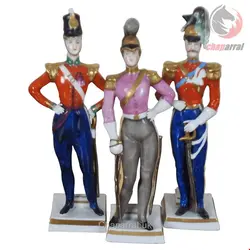 مجسمه دکوری چینی آنتیک قدیمی درسدن آلمان 3 seltene antike A J Germany Uffrecht  Co Deutschland Porzellan Soldatenfiguren Dresden