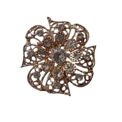 گل سینه زنانه مدل گل