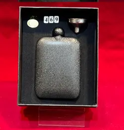 فلاسک هیپ ، قمقمه جیبی یا گلاب خوری