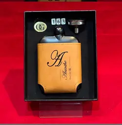 هیپ فلاکس یا قمقمه جیبی گلاب خوری فلیپی کاور چرم بلاک