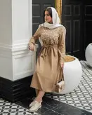 پیراهن مانتویی گلدوزی شده آستین دکمه دارد پشت لباس دکمه