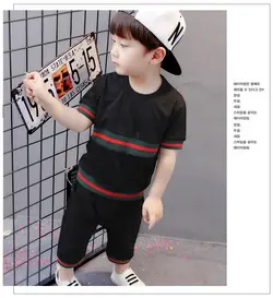 تیشرت و شلوارک