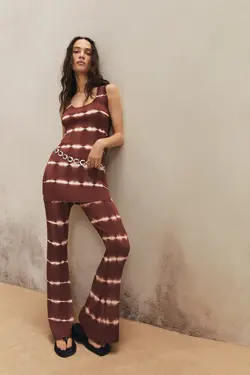 27045766 زن/دختر قهوه ای - یاری شاپ