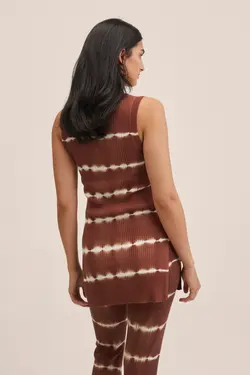 27045766 زن/دختر قهوه ای - یاری شاپ