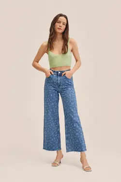 27064035 زن لیمو - یاری شاپ