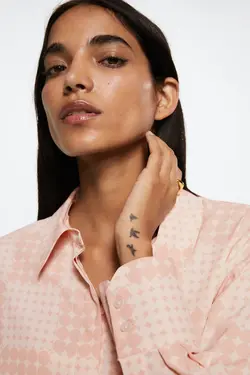 37003709 پیراهن صورتی روشن - یاری شاپ