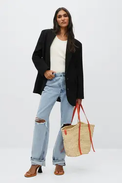 37040167 زن / دختر سفید - یاری شاپ