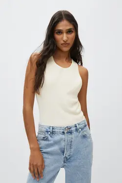 37040167 زن / دختر سفید - یاری شاپ