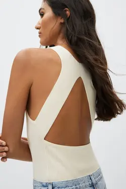 37040167 زن / دختر سفید - یاری شاپ