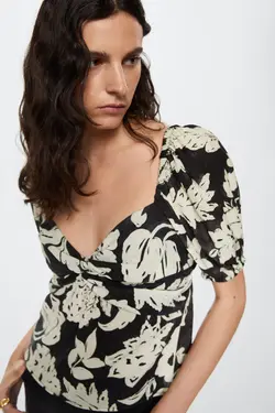 37050436 زن مشکی - یاری شاپ