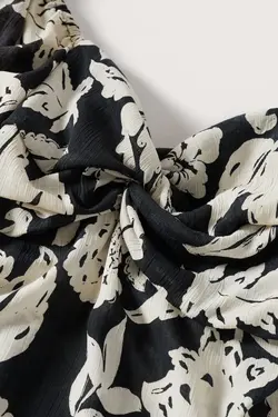 37050436 زن مشکی - یاری شاپ