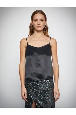 Melis Ağazat X – بلوز ساتن بند دار - یاری شاپ