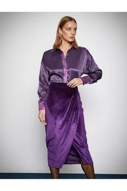 Melis Ağazat X – پیراهن ساتن طرح دار - یاری شاپ