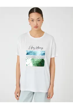 آستین کوتاه تی شرت یقه خدمه چاپی متن پولک دار - یاری شاپ