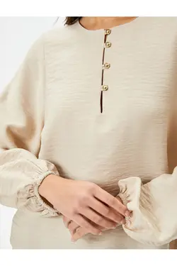 بلوز آستین بادکنکی با یقه دکمه ای ترکیبی ویسکوز - یاری شاپ