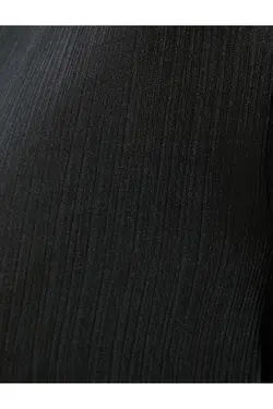 بلوز آستین بادکنکی یقه روشن با بافت براق - یاری شاپ