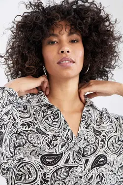 بلوز آستین بلند پارچه ای با طرح یقه V شکل معمولی - یاری شاپ