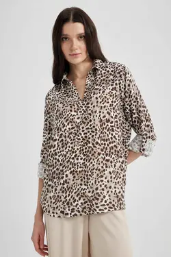 بلوز آستین بلند یقه گشاد با طرح منظم - یاری شاپ