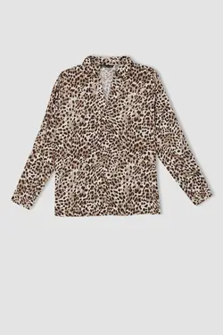 بلوز آستین بلند یقه گشاد با طرح منظم - یاری شاپ