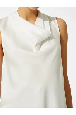 بلوز بدون آستین یقه شیب دار - یاری شاپ