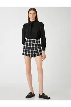 بلوز پرده با یقه بلند آستین بلند - یاری شاپ